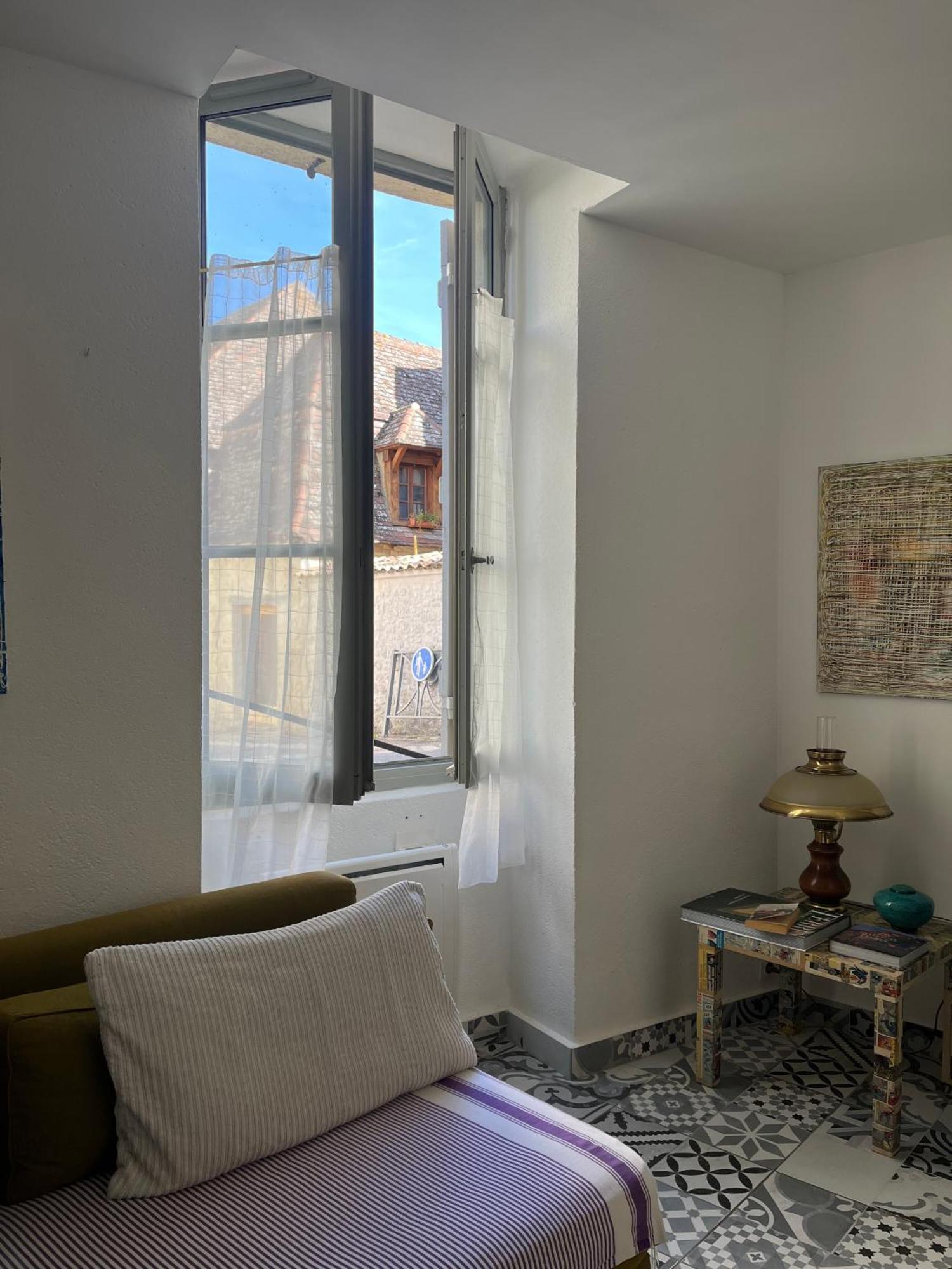 Chambre Paisible Dans Une Ancienne Batisse Renovee Issigeac Exteriör bild